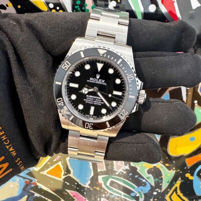 Montre Rolex Submariner no Date 124060.