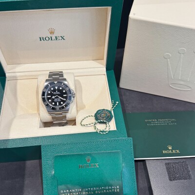 Montre Rolex Submariner no Date 124060.