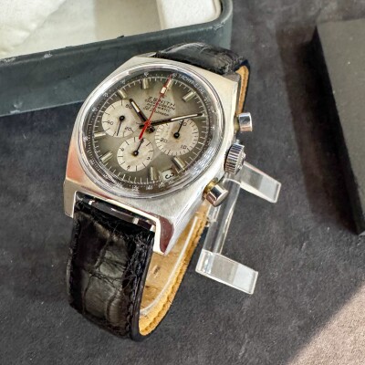 Montre Zenith El Primero Chronographe A385 vintage.