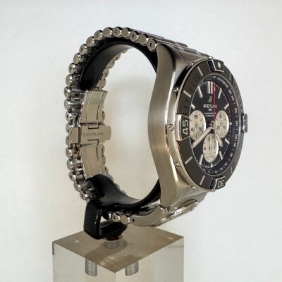 Montre Breitling Super Chronomat B01 UTC 44 AB0136