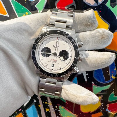 Montre Tudor Black Bay Chronographe 79360N