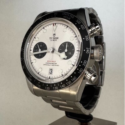 Montre Tudor Black Bay Chronographe 79360N
