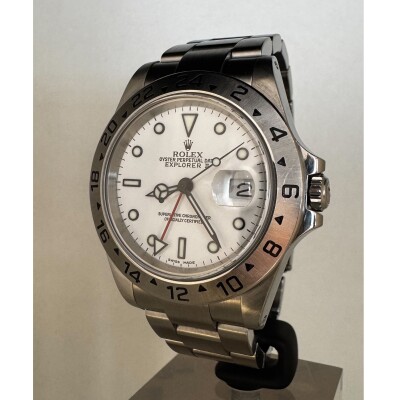 Montre Rolex Explorer II 16570.