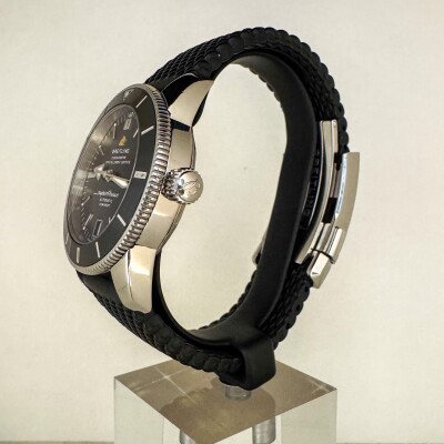 Montre Breitling Superocean Heritage II B20 Automatic 42
