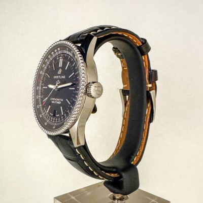 Montre Breitling Navitimer Automatic 38 A17325.