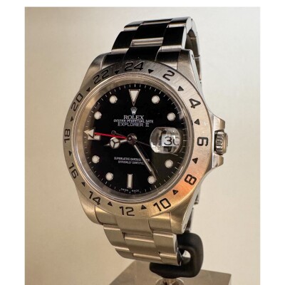 Montre Rolex Explorer II 16570.