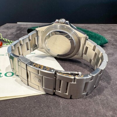 Montre Rolex Explorer II 16570.