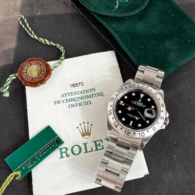 Montre Rolex Explorer II 16570.