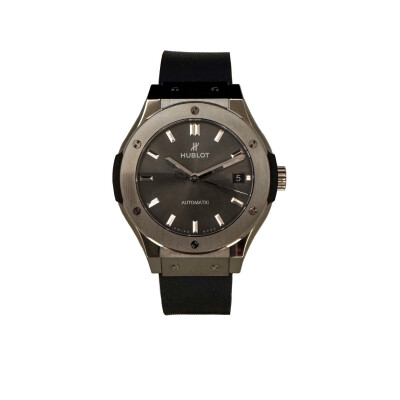 Montre Hublot Classic Fusion Titanium 38mm