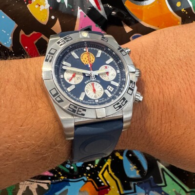 Montre Breitling Chronomat Chronographe 44 AB0110