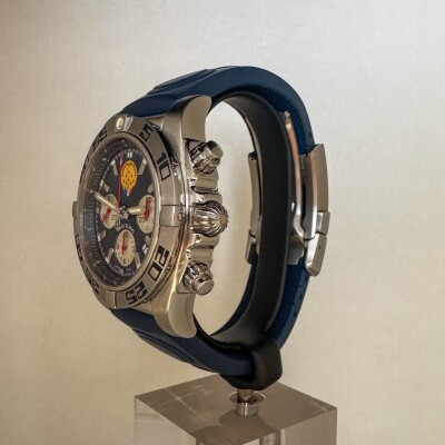 Montre Breitling Chronomat Chronographe 44 AB0110