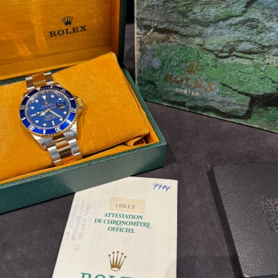 Montre Rolex Submariner Date 16613.