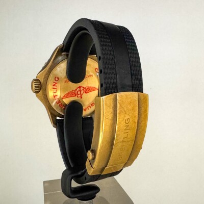Montre Breitling Superocean Automatic 42 Bronze