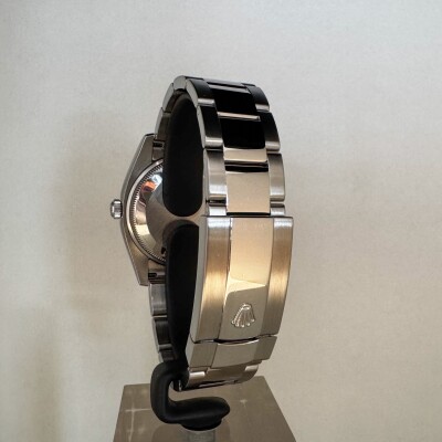 Montre Rolex Date 34 115234.