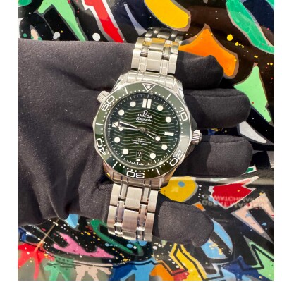 Montre Omega Seamaster Diver 300m.