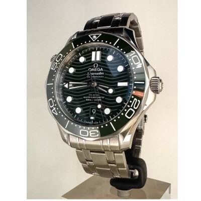 Montre Omega Seamaster Diver 300m.
