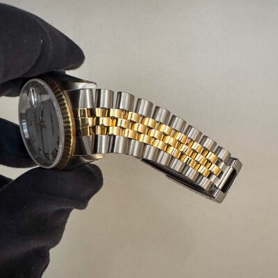 Montre Rolex Datejust 36 16233.