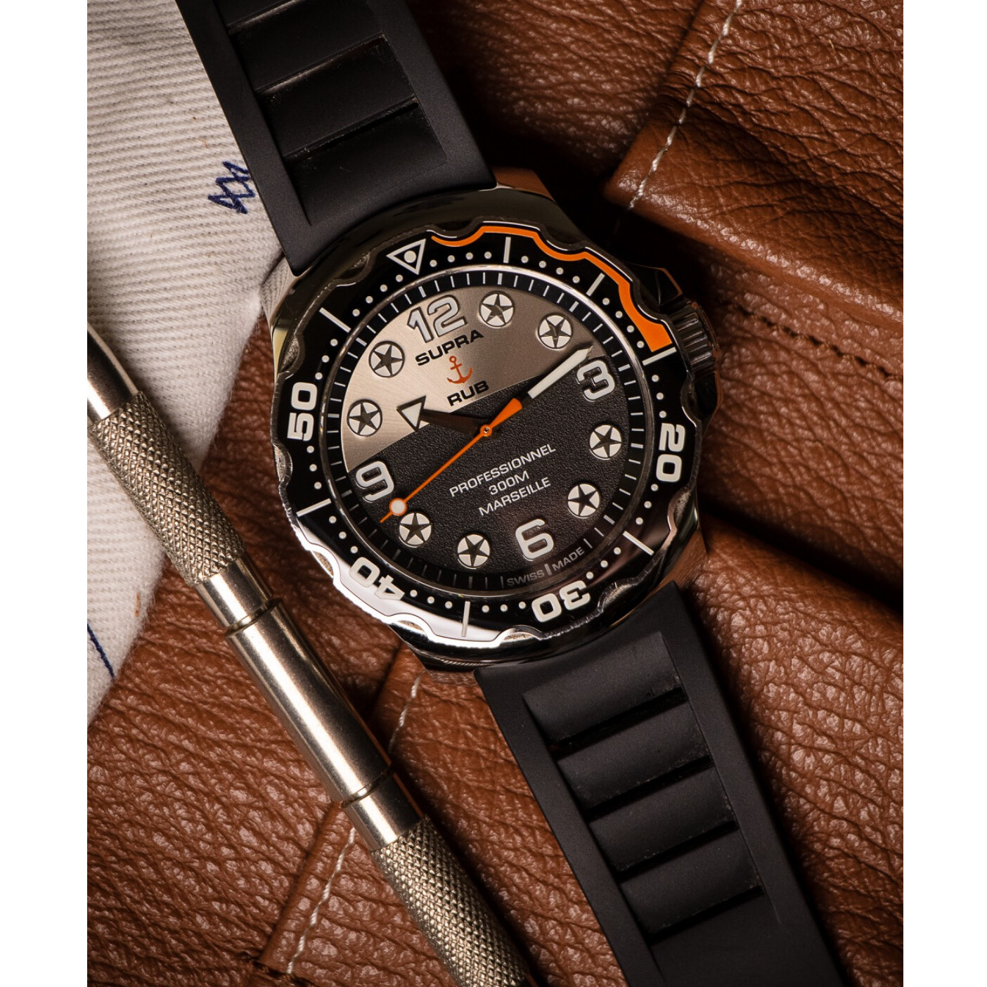 Montre Supra Rub Aurora Darkside. vue 2