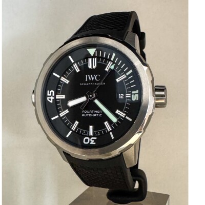 Montre IWC Schaffhausen Aquatimer Automatic 42