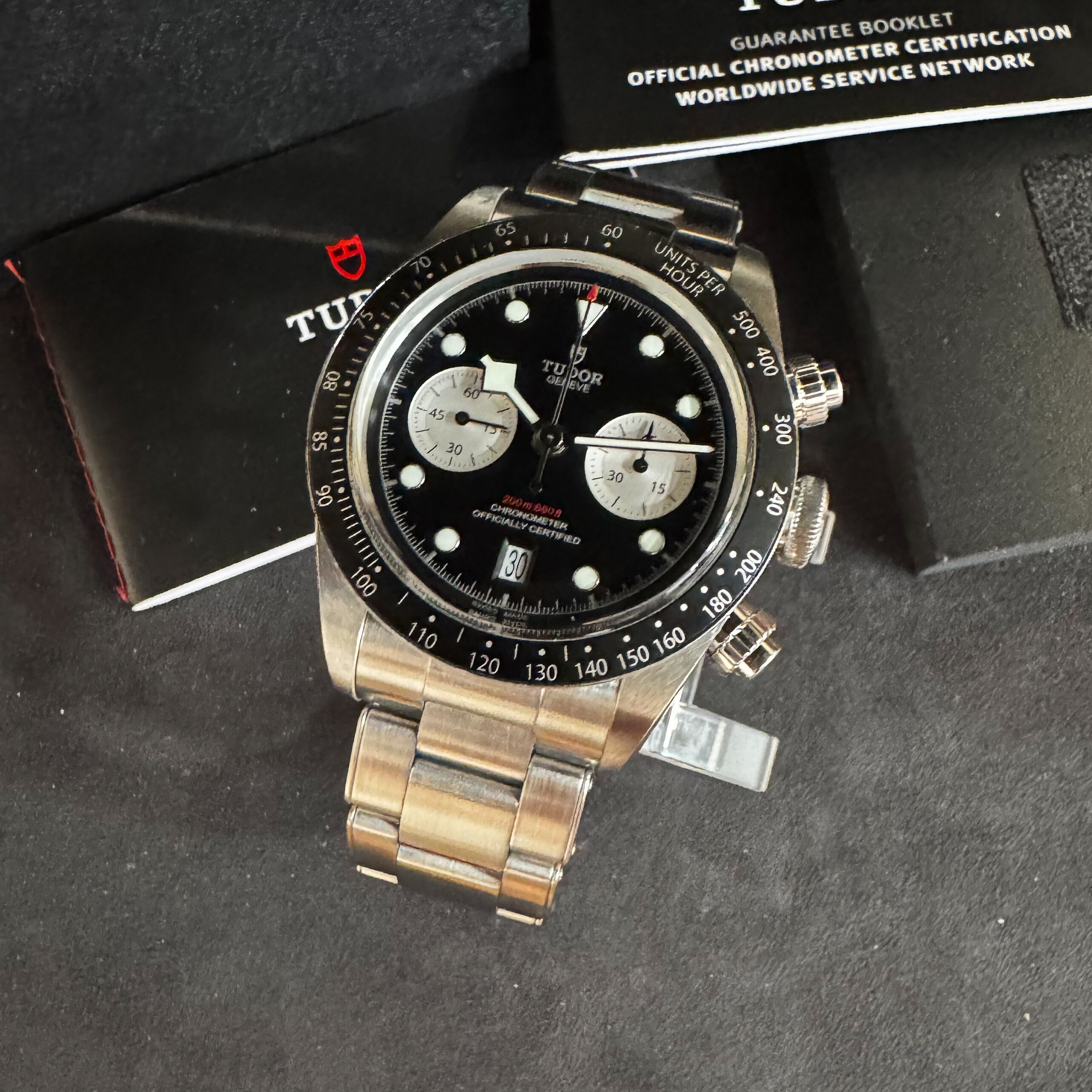 MONTRE Tudor Black Bay Chronographe 79360N. vue 2