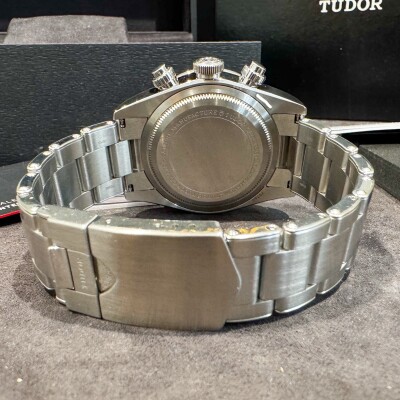 MONTRE Tudor Black Bay Chronographe 79360N.