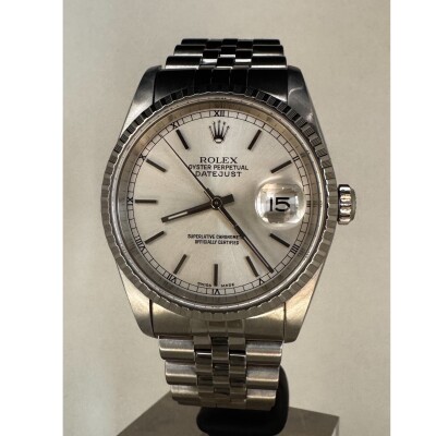 Montre Rolex Datejust 36 16220.