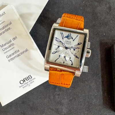 Montre Oris Miles Moonphases 7528.