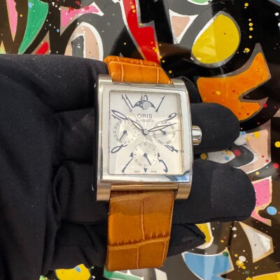 Montre Oris Miles Moonphases 7528.