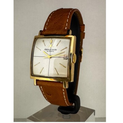 Montre Jaeger LeCoultre Square Or jaune.