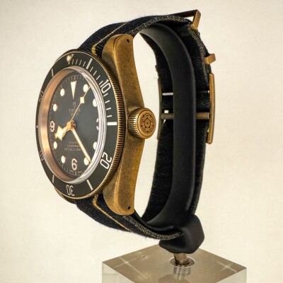 Montre TUDOR Black Bay Bronze 79250BA.