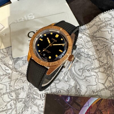 Montre Oris Divers Sixty Five Date Bronze.