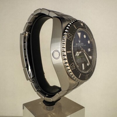 Montre Rolex Deepsea Sea Dweller Deep blue 136660.