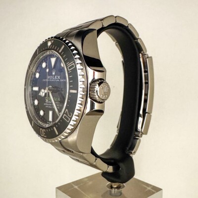 Montre Rolex Deepsea Sea Dweller Deep blue 136660.