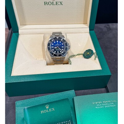 Montre Rolex Deepsea Sea Dweller Deep blue 136660.