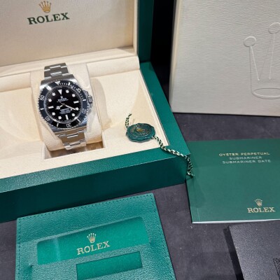 Montre Rolex Submariner No Date 124060