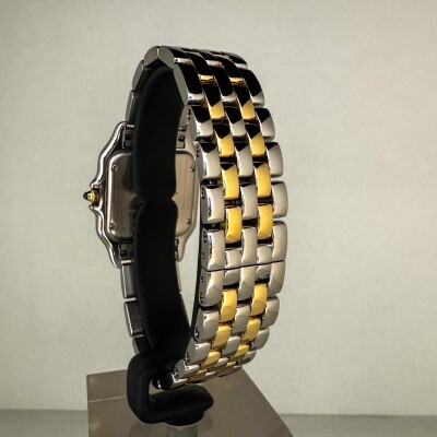 Montre Cartier Panthère de Cartier Moyen modèle.