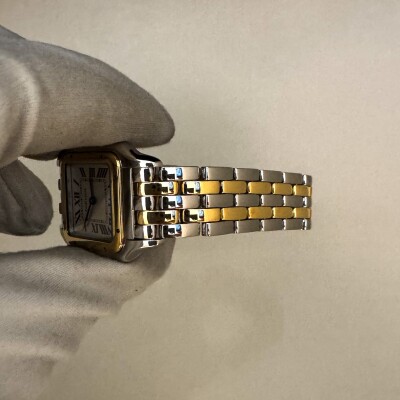 Montre Cartier Panthère de Cartier Moyen modèle.