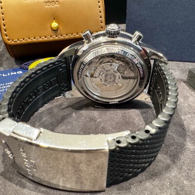 Montre Breitling Superocean Heritage II B01 Chronograph 44