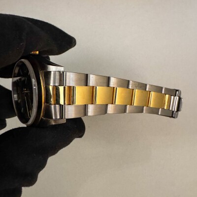 Montre Rolex Oyster Perpetual 34 14203.