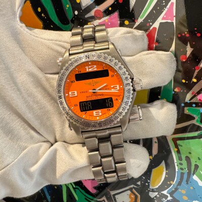 Montre Breitling Emergency E56321.