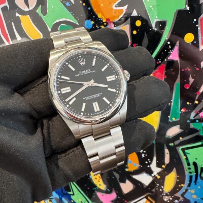 Montre Rolex Oyster Perpetual 41 124300.