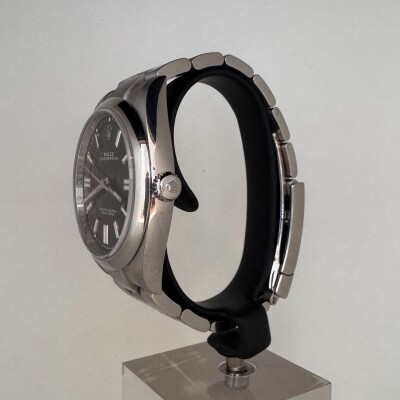 Montre Rolex Oyster Perpetual 41 124300.