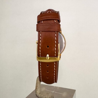 Montre Omega Genève 135.011