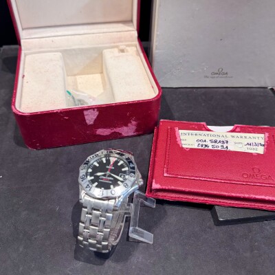 Montre Omega Seamaster 300m GMT 50Th Anniversaire.