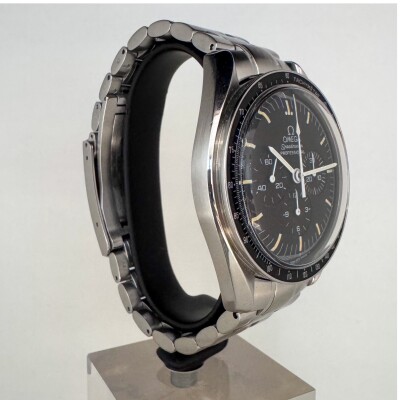 Montre Omega Speedmaster Moonwatch Professional 145.022
