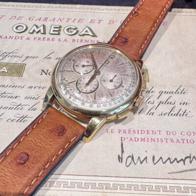 Montre Omega Vintage Chronographe 2466.