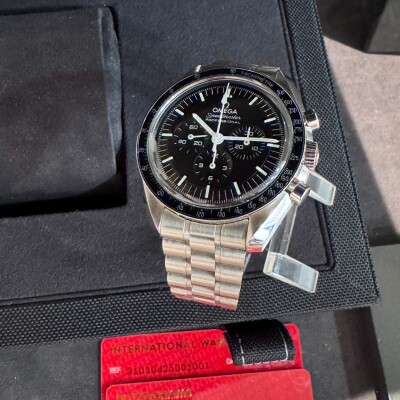 Montre Omega Speedmaster Moonwatch