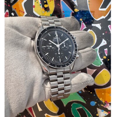 Montre Omega Speedmaster Moonwatch
