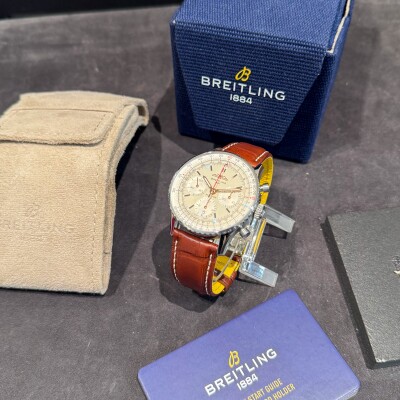 Montre Breitling Navitimer B01 Chronograph 41 AB0139