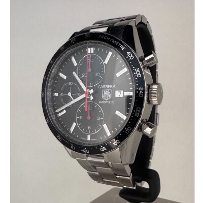 Montre Tag Heuer Carrera Chronographe Calibre 16.